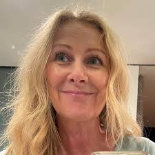 Katarina, 46